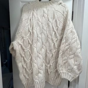 H&M Cable knit sweater oversized